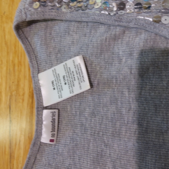 Silvery shimmery bright sequin tank top - Picture 3 of 6